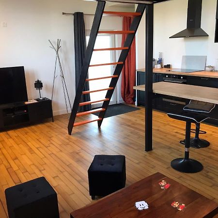 Studio - Mezzanine - Style Loft Industriel Brindas Buitenkant foto