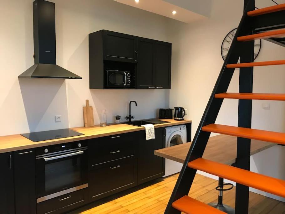 Studio - Mezzanine - Style Loft Industriel Brindas Buitenkant foto