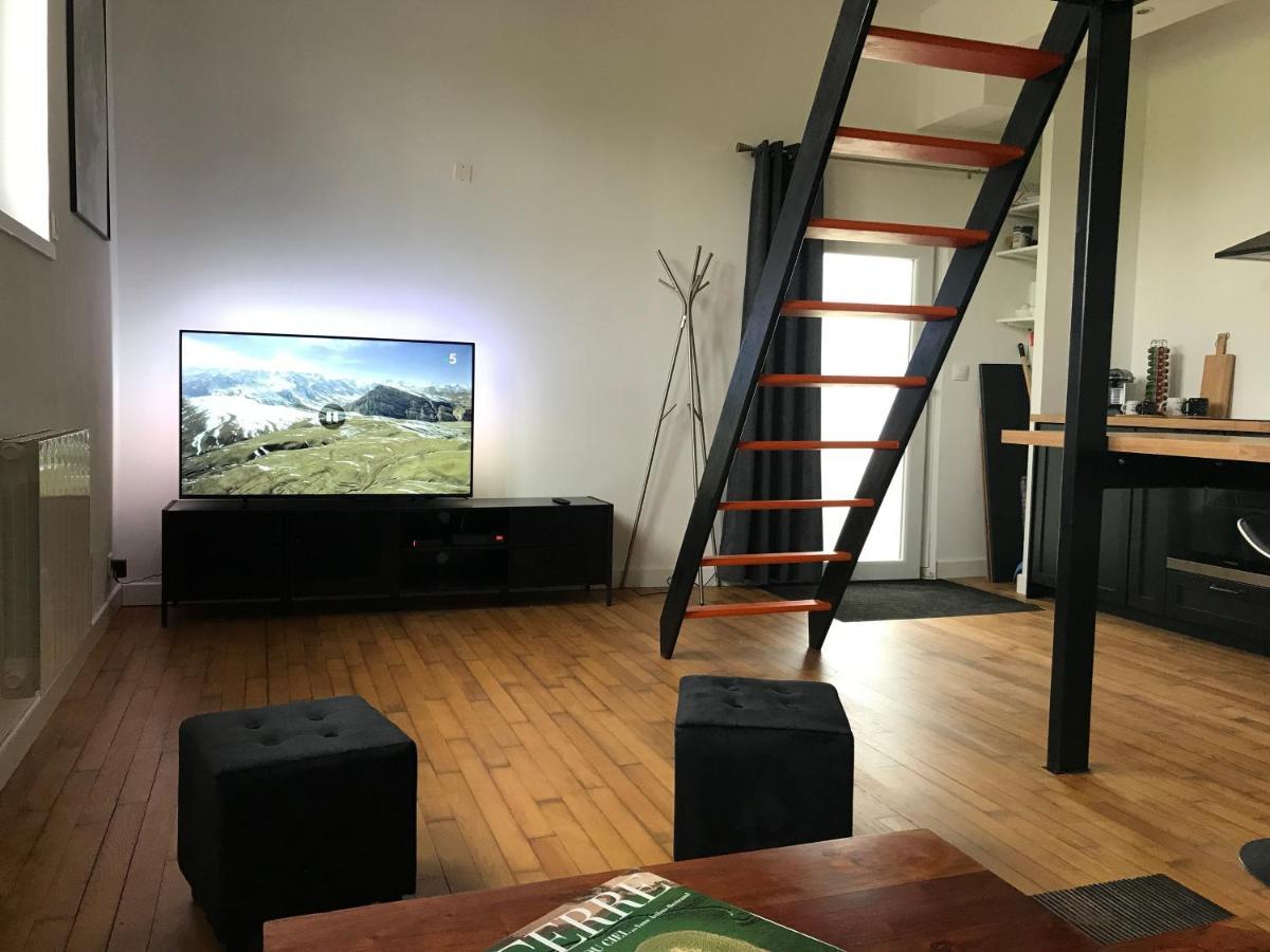 Studio - Mezzanine - Style Loft Industriel Brindas Buitenkant foto