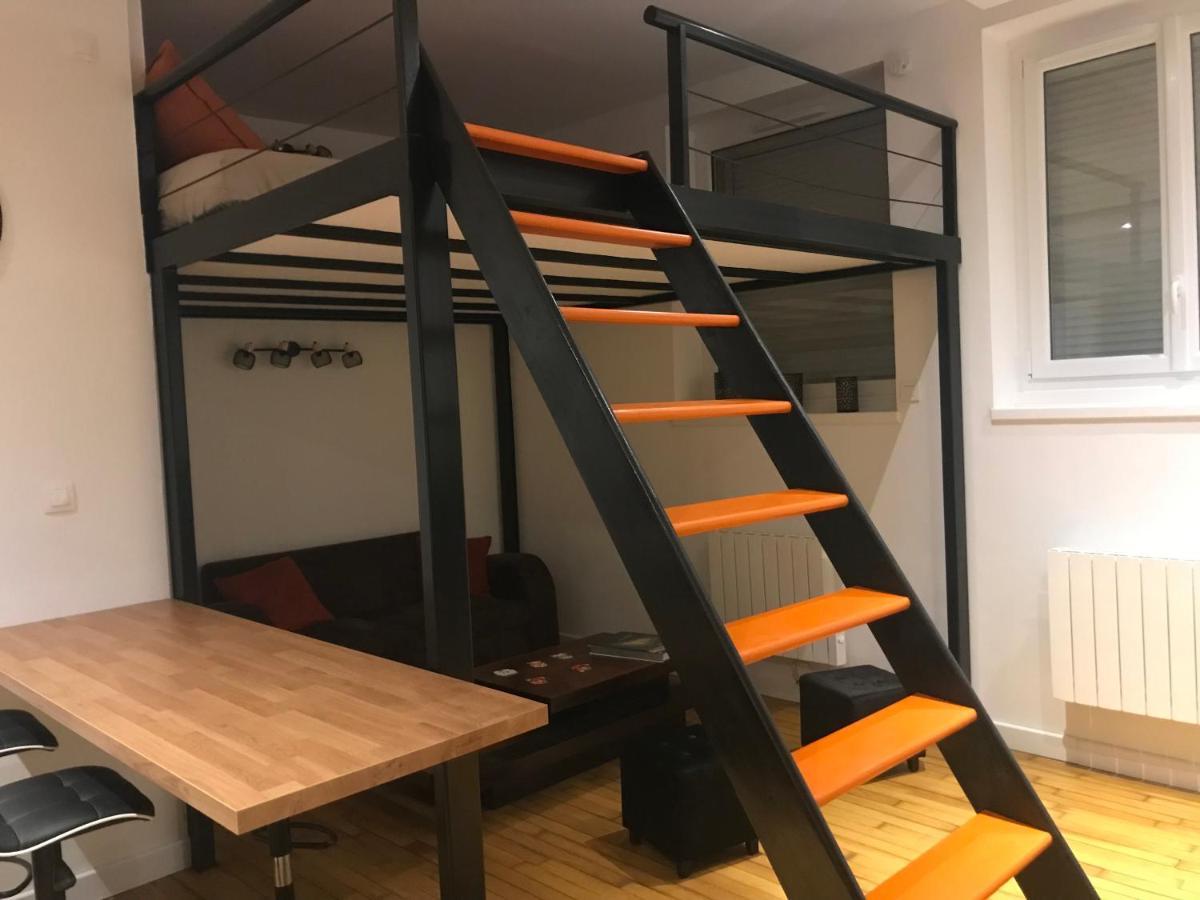 Studio - Mezzanine - Style Loft Industriel Brindas Buitenkant foto